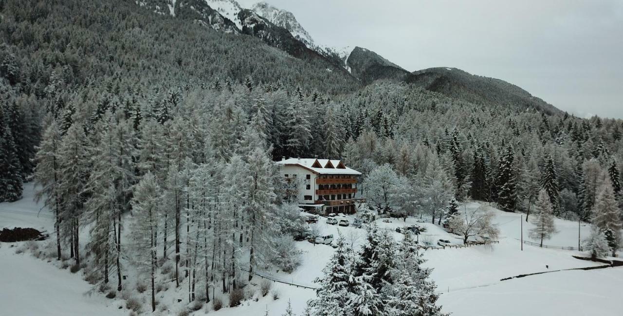 Hotel Ganzaie Daiano Luaran gambar